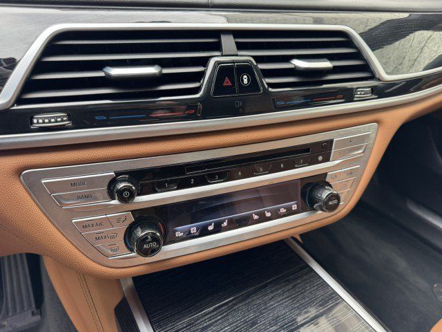 Used 2017 BMW 740i RWD image 24