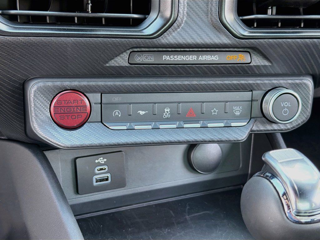 Used 2026 Ford Mustang Coupe RWD image 14