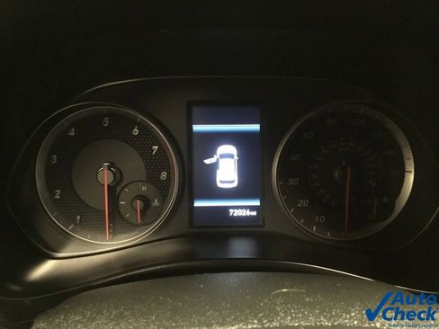 Used 2021 Hyundai Veloster Turbo image 37