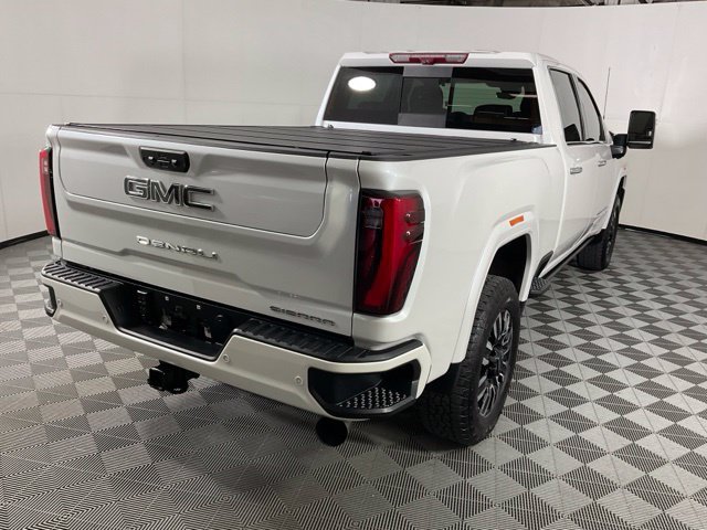 Used 2025 GMC Sierra 2500 Denali Ultimate w/ Max Trailering Package AWD/4WD image 8