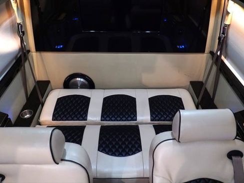 Used 2016 Mercedes-Benz Sprinter 2500 image 20