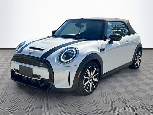 Certified 2024 MINI Cooper S w/ Signature Upholstery Package image 3