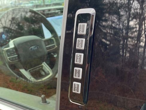 Used 2024 Ford F150 Platinum w/ Equipment Group 703A Plus image 15