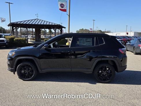 New 2026 Jeep Compass Latitude image 4