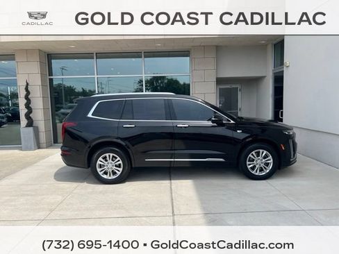 Certified 2023 Cadillac XT6 Luxury AWD/4WD image 4