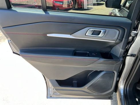 Used 2025 Ford Explorer ST-Line w/ Premium Package RWD image 8