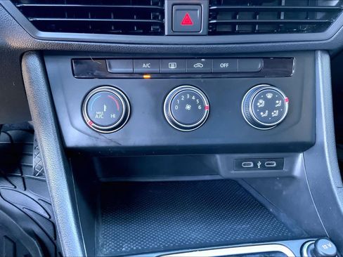 Used 2021 Volkswagen Jetta S FWD image 30