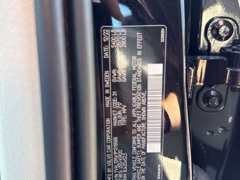 Used 2023 Volvo XC60 B5 Plus w/ Protection Package Premier AWD/4WD image 30