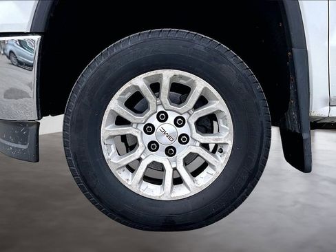 Used 2015 GMC Sierra 1500 SLE image 10