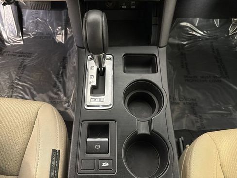 Used 2016 Subaru Legacy 2.5i Premium w/ Popular Package #2 AWD/4WD image 16
