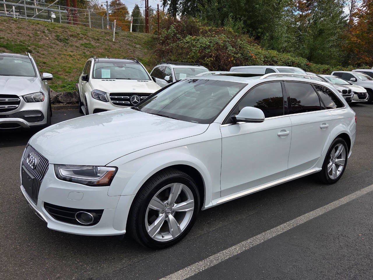 Used 2016 Audi A4 Premium Plus AWD/4WD image 3