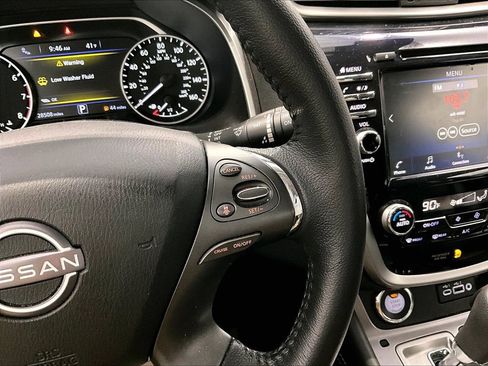 Used 2023 Nissan Murano SV w/ SV Midnight Edition Package image 17