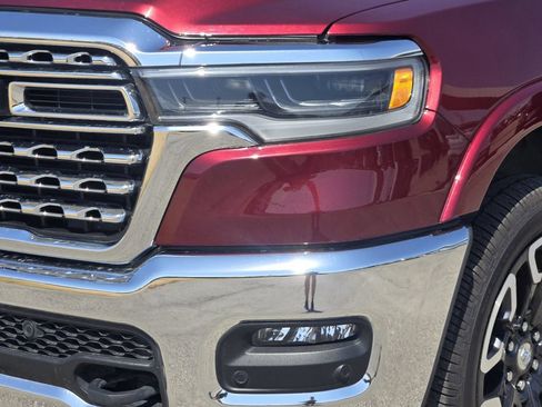 Used 2025 RAM 1500 Limited AWD/4WD image 6