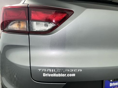 Used 2026 Chevrolet TrailBlazer LT FWD image 11