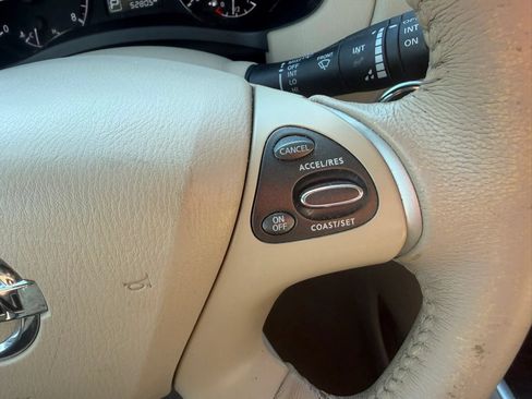 Used 2015 Nissan Pathfinder SL w/ SL Tech Package AWD/4WD image 22