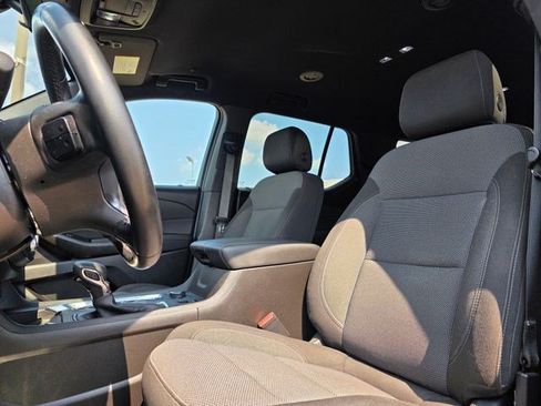 Used 2023 Chevrolet Traverse LT AWD/4WD image 26