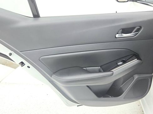 Used 2023 Nissan Altima 2.5 SL FWD image 30
