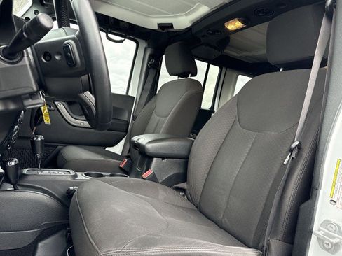 Used 2017 Jeep Wrangler Unlimited Sport w/ Quick Order Package 24S image 13