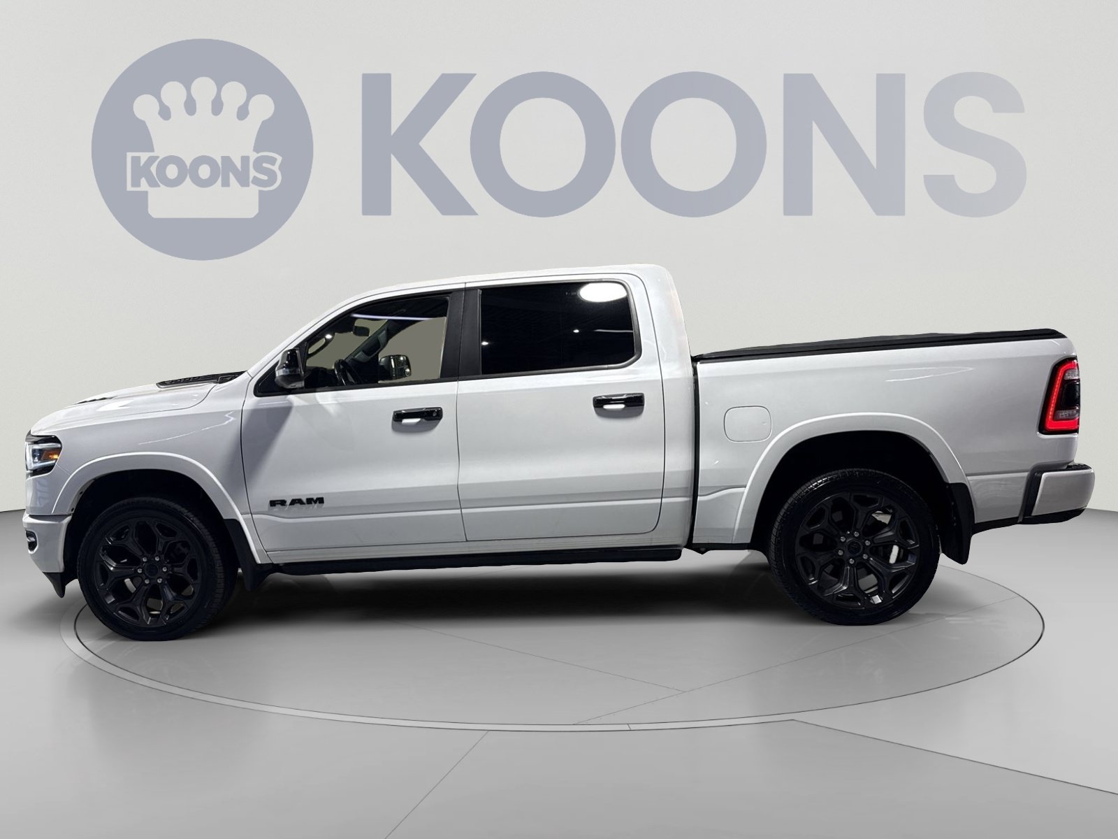 Used 2023 RAM 1500 Limited AWD/4WD image 7