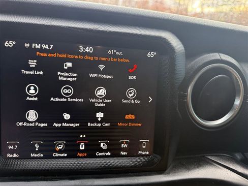 Used 2019 Jeep Wrangler Unlimited Sahara image 33