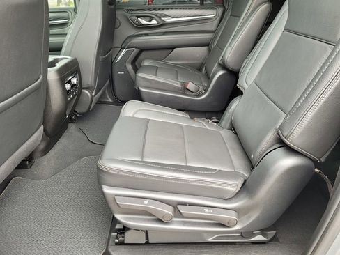 Used 2023 GMC Yukon XL Denali w/ Denali Reserve Package AWD/4WD image 11