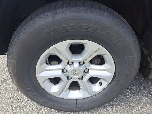 Used 2023 Toyota 4Runner SR5 Premium image 20