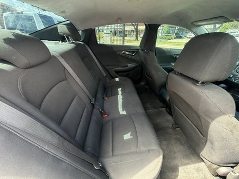 Used 2022 Chevrolet Malibu LS FWD image 15