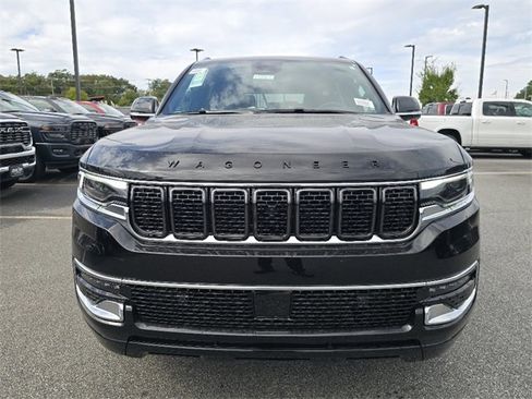 New 2025 Jeep Wagoneer Series III w/ Quick Order Package 25C Super image 15