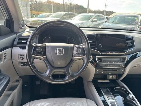 Used 2019 Honda Pilot Elite image 19