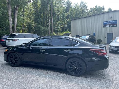 Used 2017 Nissan Altima 2.5 SR w/ Midnight Edition Package FWD image 7