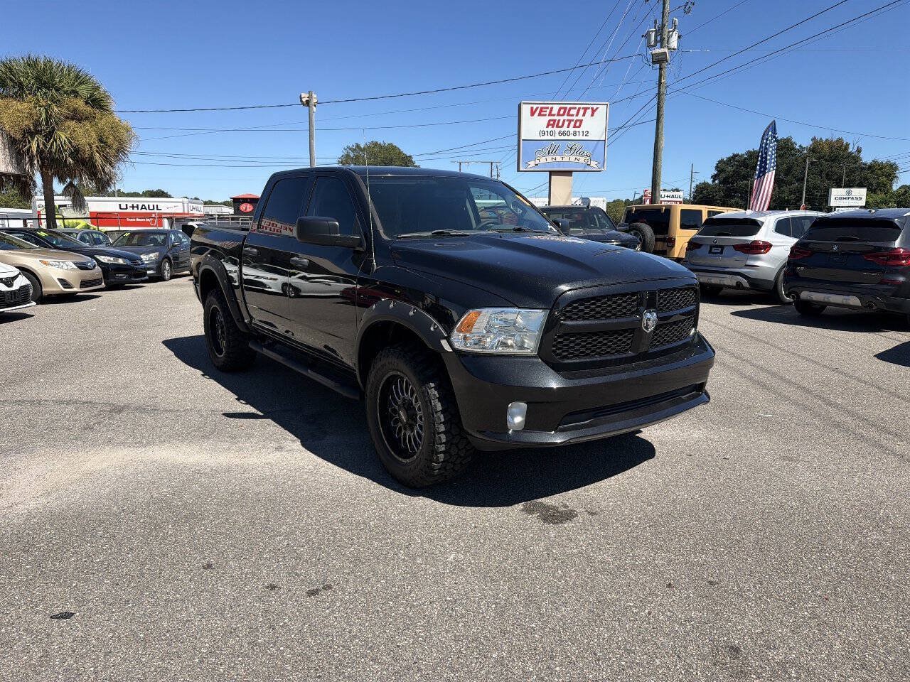 Used 2018 RAM 1500 Express AWD/4WD image 2