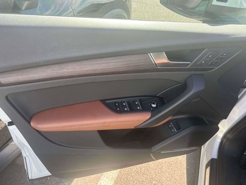 Used 2024 Audi Q5 e Premium Plus image 15