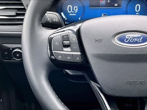 Used 2025 Ford Escape Platinum AWD/4WD image 25