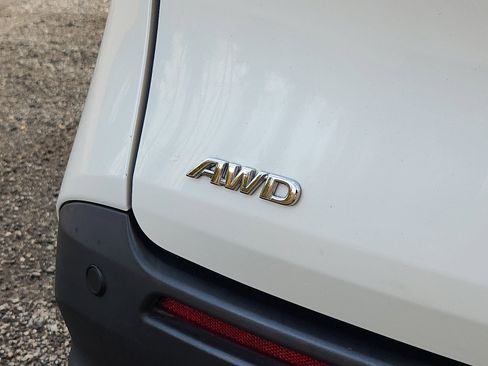 Used 2021 Toyota Sienna XLE image 37