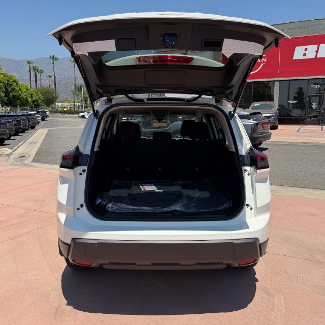 New 2026 Nissan Rogue S FWD image 7