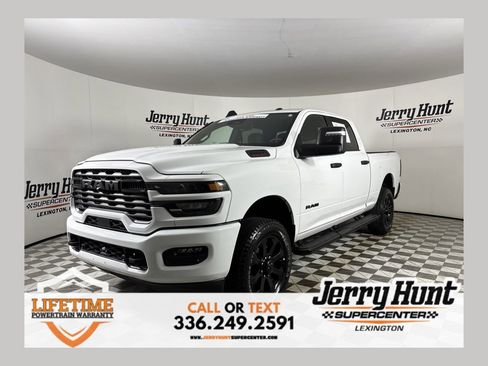 Used 2025 RAM 2500 Big Horn AWD/4WD image 1
