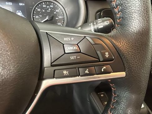 Used 2024 Nissan Kicks SR w/ SR Premium Package FWD image 16