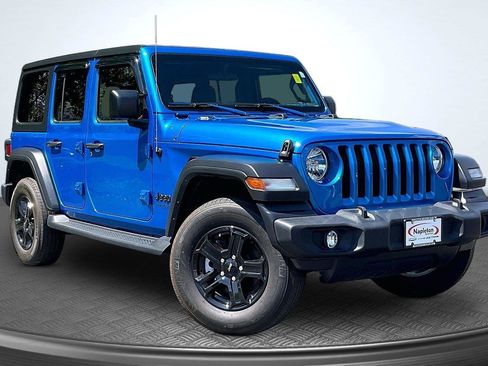 Used 2022 Jeep Wrangler Unlimited Sport AWD/4WD image 12
