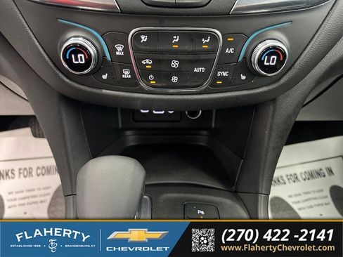 Used 2023 Chevrolet Equinox LT FWD image 30