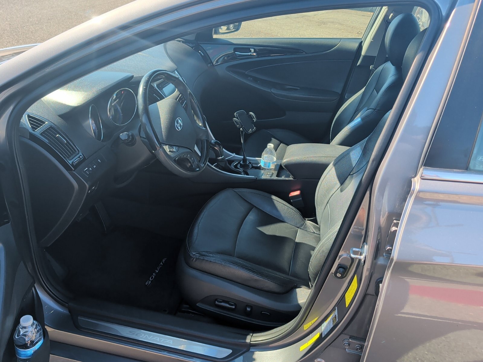 Used 2011 Hyundai Sonata Limited w/ Navigation Pkg 5 FWD image 11