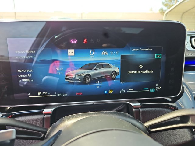 Used 2025 Mercedes-Benz S 580 4MATIC Sedan image 11