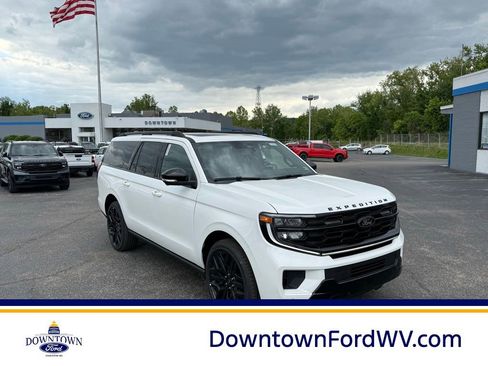 New 2026 Ford Expedition Max Platinum AWD/4WD image 1