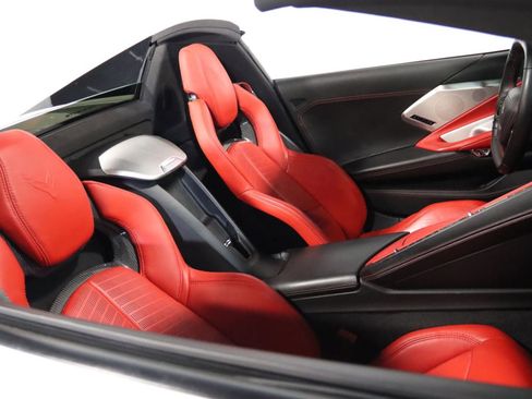 Used 2024 Chevrolet Corvette Stingray Premium Conv w/ Z51 Performance Package RWD image 56