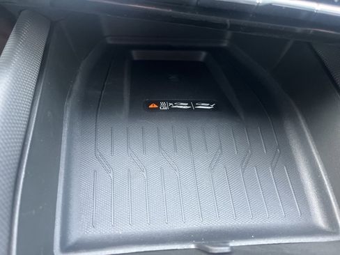 New 2026 Chevrolet Equinox EV RS image 25