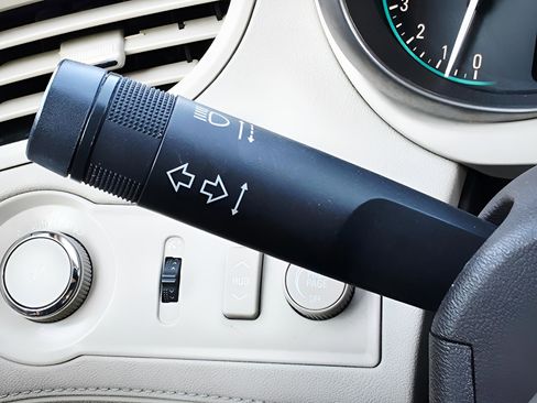 Used 2015 Buick LaCrosse Leather w/ Experience Buick Package image 22