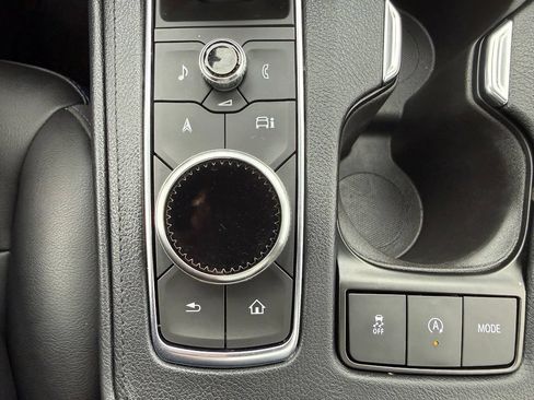 Used 2025 Cadillac XT4 Sport AWD/4WD image 27