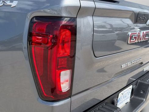 Used 2021 GMC Sierra 1500 Elevation AWD/4WD image 14