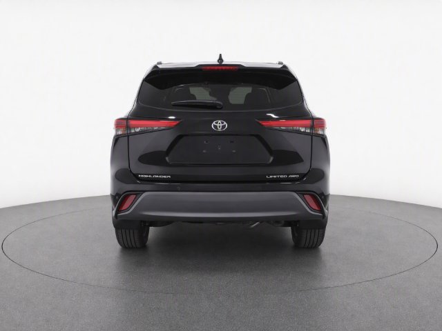 Used 2024 Toyota Highlander Limited AWD/4WD image 6