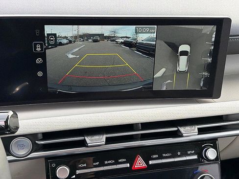 Certified 2025 Hyundai Tucson Limited image 14