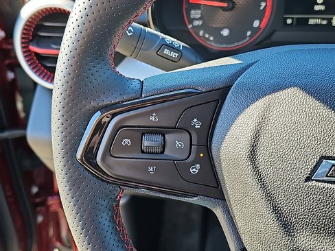 Used 2024 Chevrolet Trax RS image 20